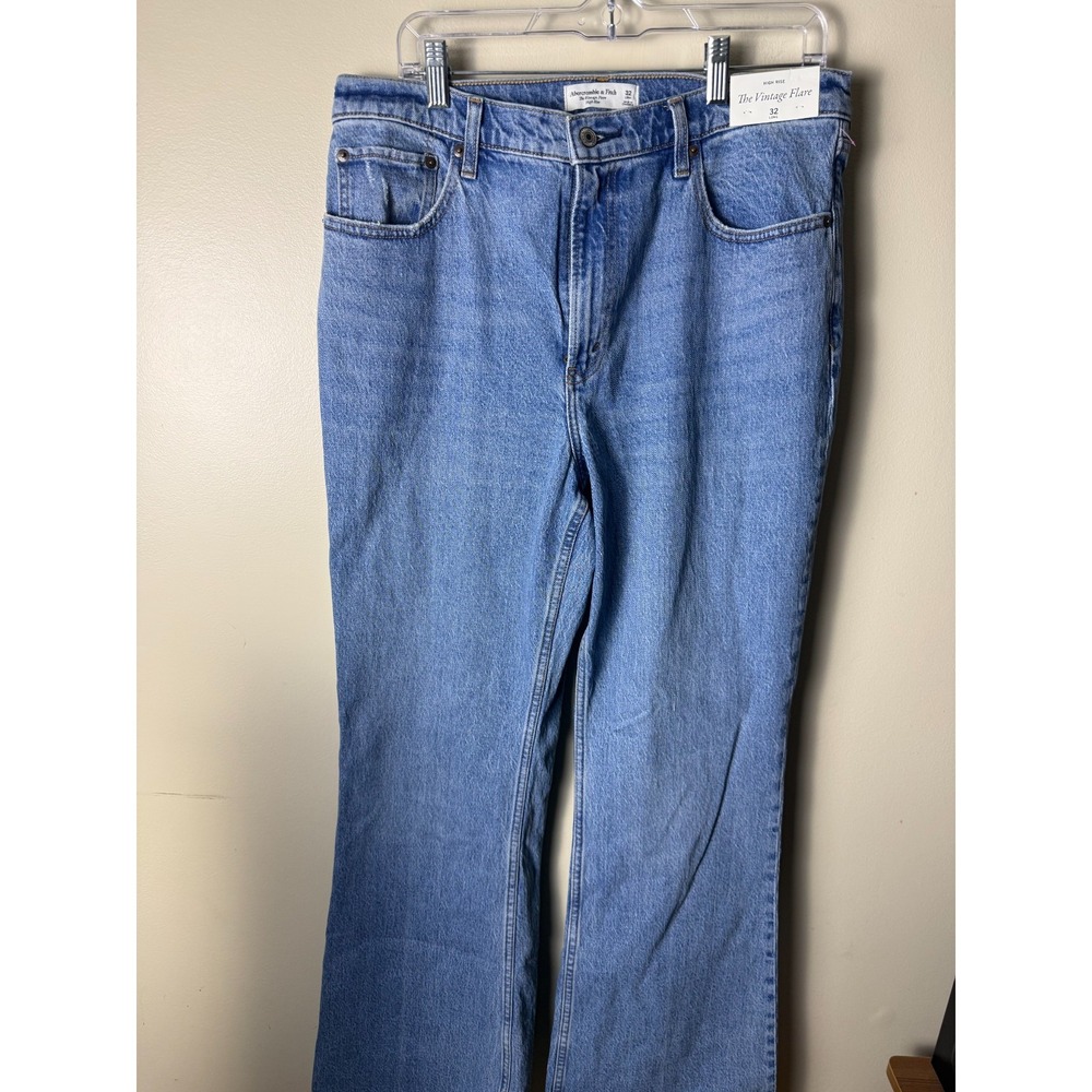 Abercrombie & Fitch Vintage Flare High Rise Jeans Women's Size 32 Blue NWT